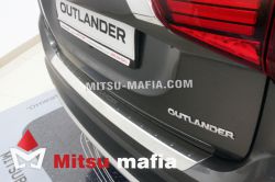 Накладка на задний бампер на Mitsubishi Outlander 3 2015